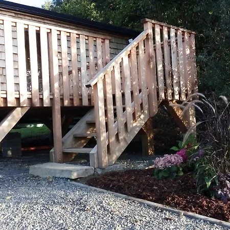 La Bucolique De Tahier Campsite